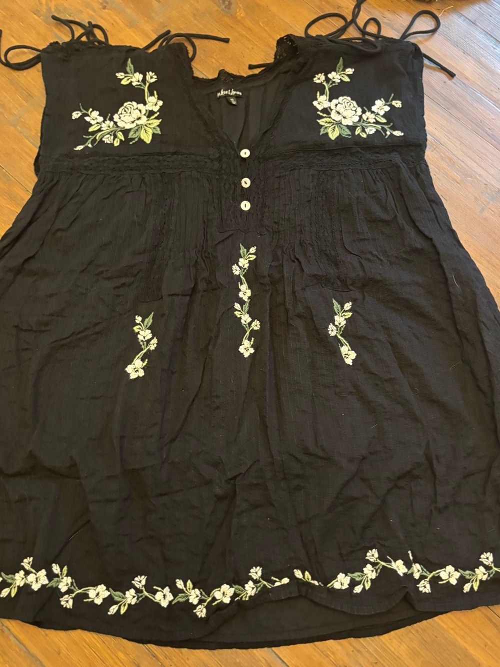 For love and lemons Jolene black embroidered mini dress